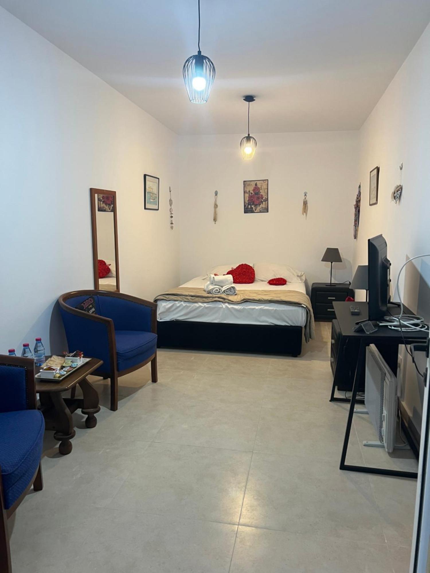 Charalambous Apartment Paphos Exterior photo